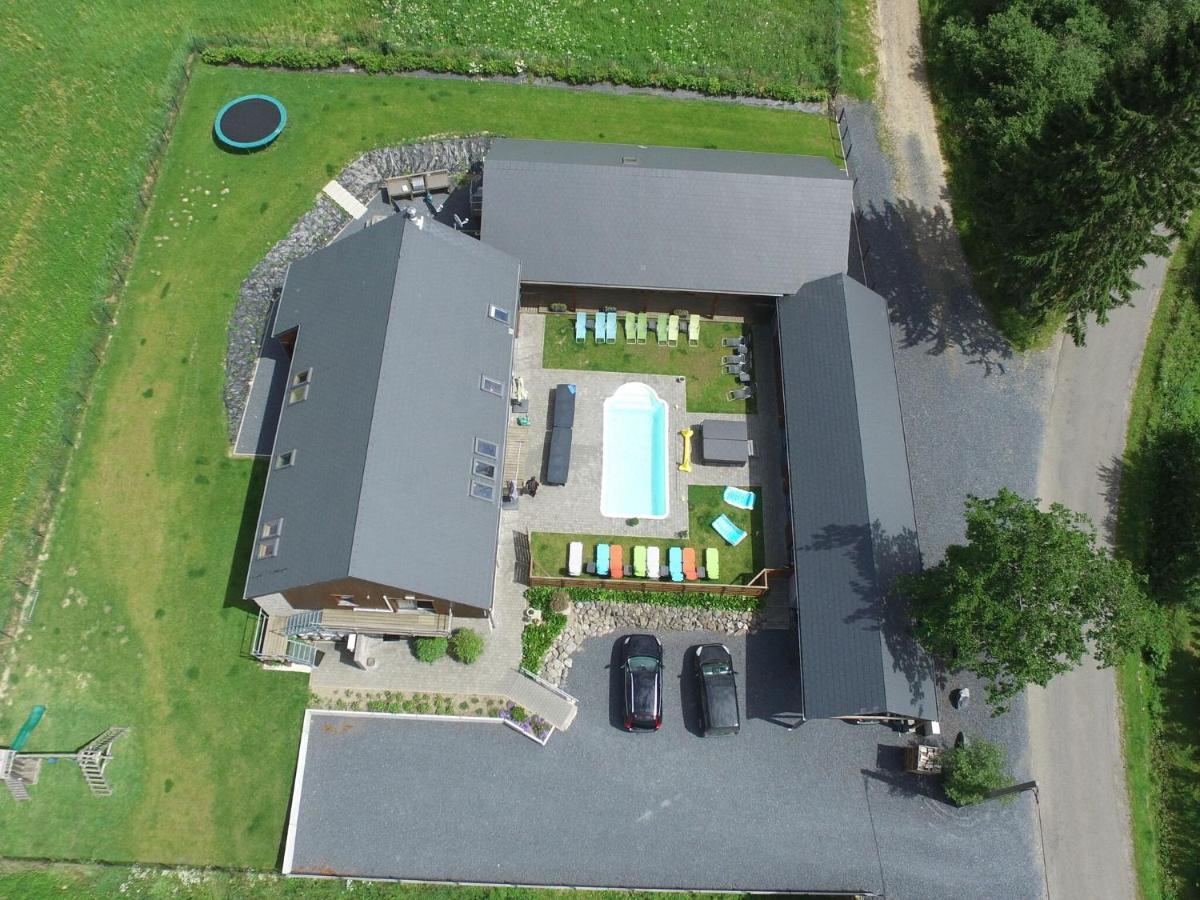Beautiful Villa With Heated Outdoor Pool Manhay Екстериор снимка