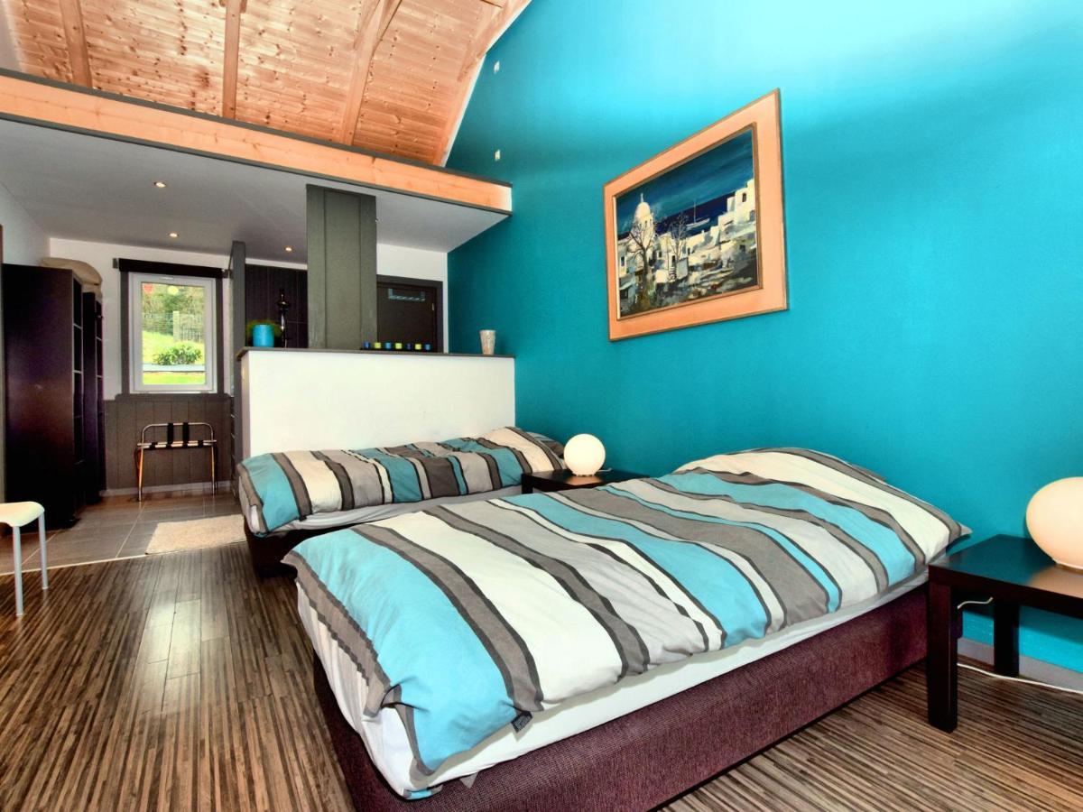 Beautiful Villa With Heated Outdoor Pool Manhay Екстериор снимка