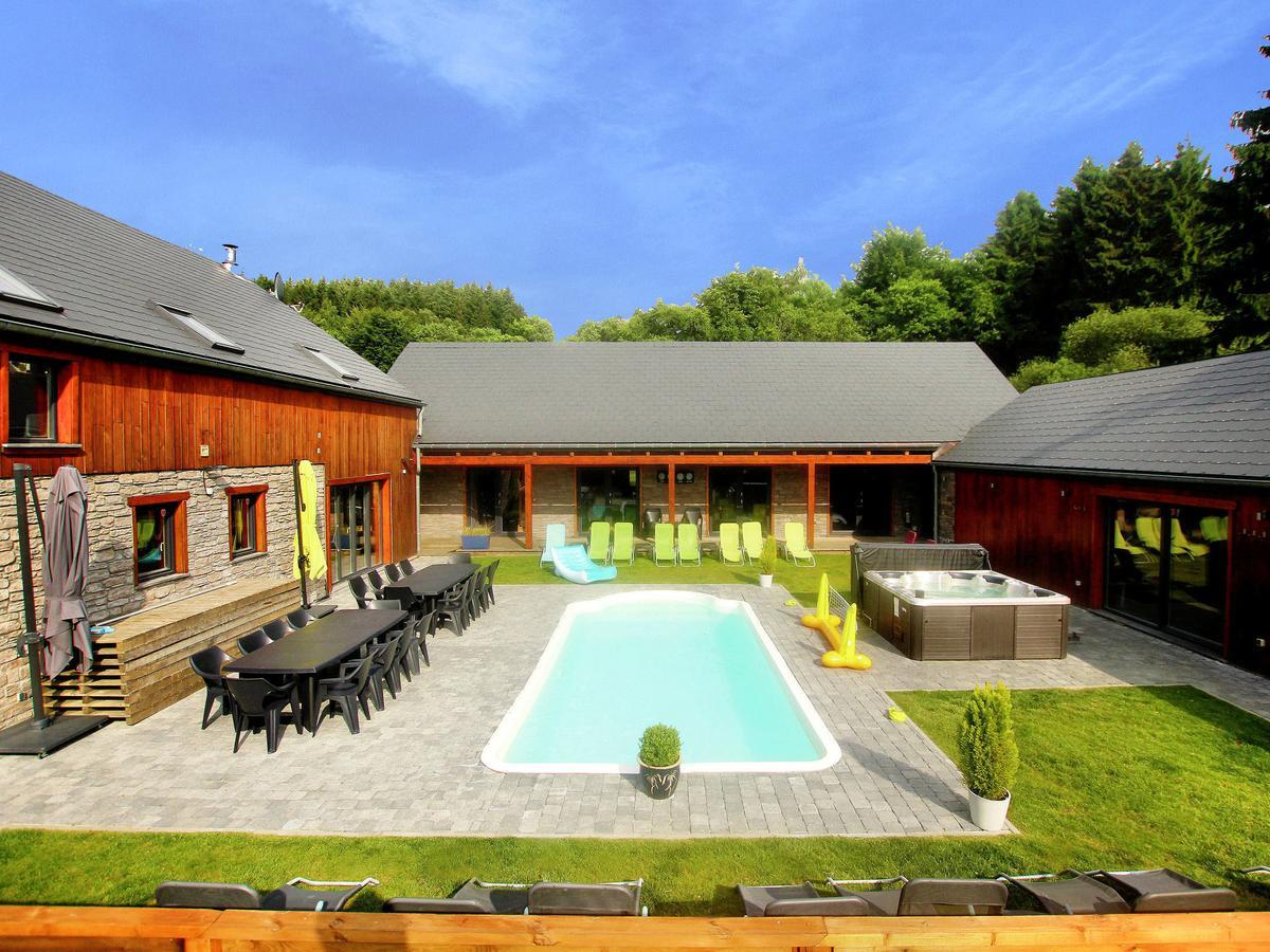 Beautiful Villa With Heated Outdoor Pool Manhay Екстериор снимка